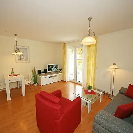 Ferienwohnung Am Kurpark Luna Mit Terrasse